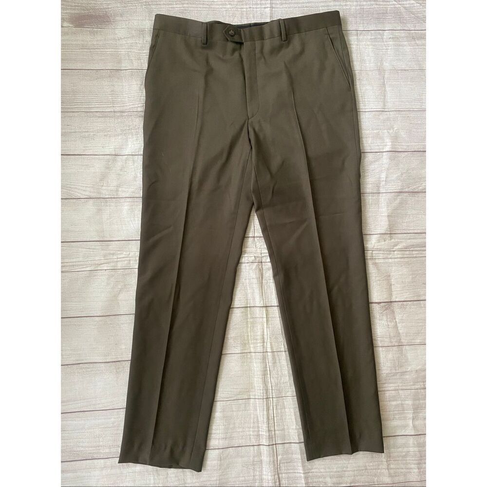 Jos A Banks men 38 flat front dress pants taupe color